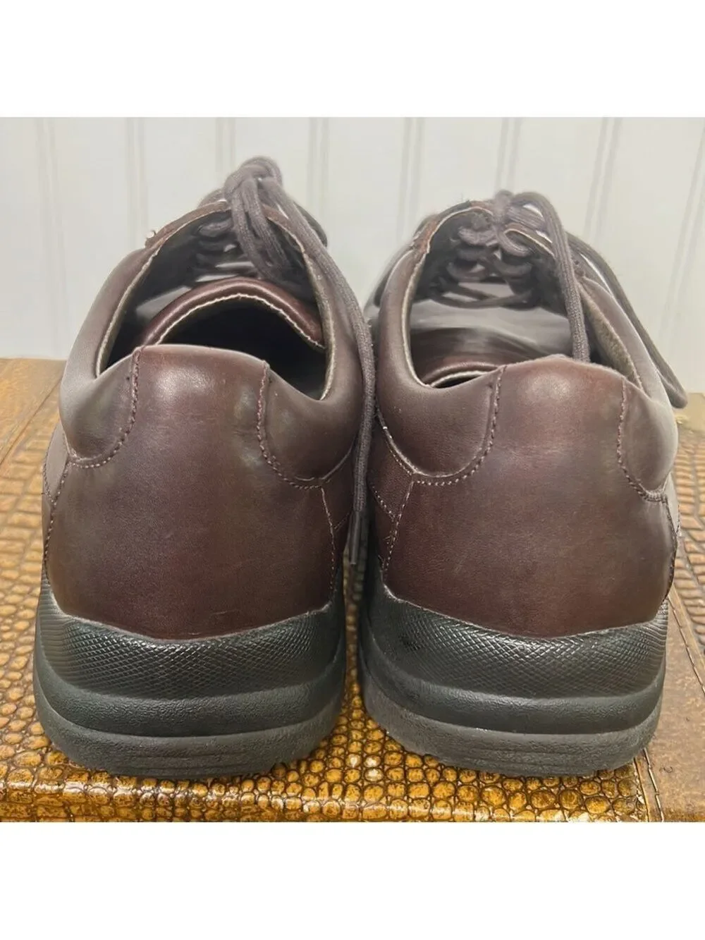 Dansko Wyatt Mens Mocha Brown Leather Oxford Size 10.5 or EU44